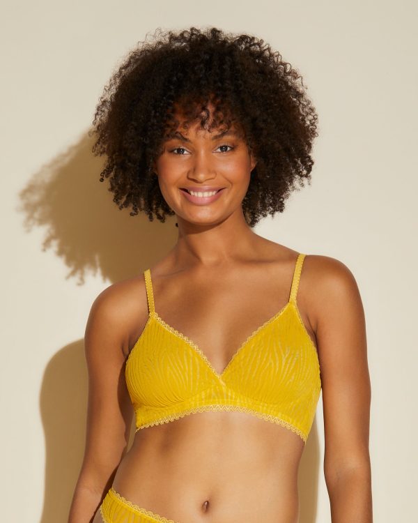 Brassière Sale