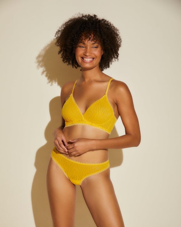 Brassière Sale - Image 4